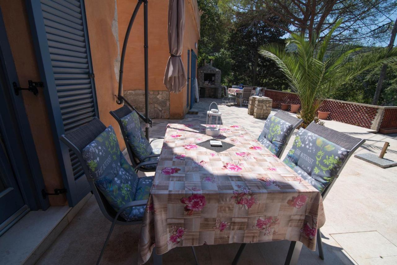 Villa Rialto Veli Lošinj Exteriör bild