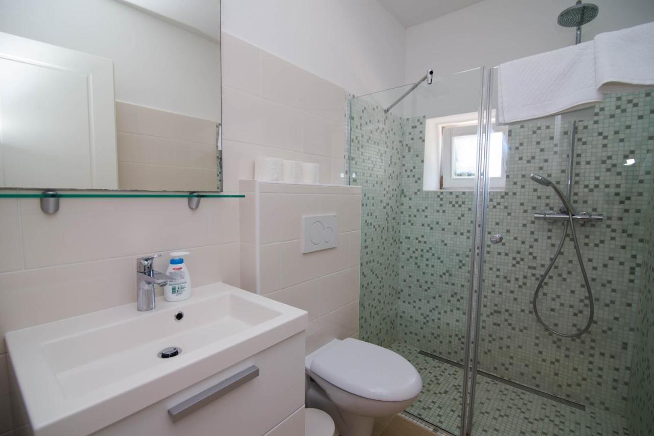 Villa Rialto Veli Lošinj Exteriör bild